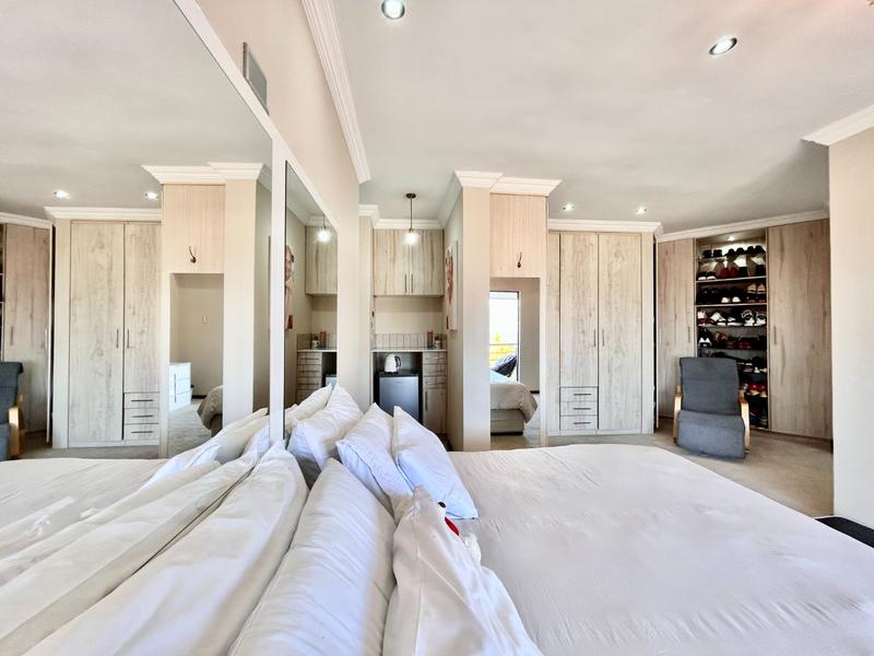 7 Bedroom Property for Sale in Kosmos Ridge North West